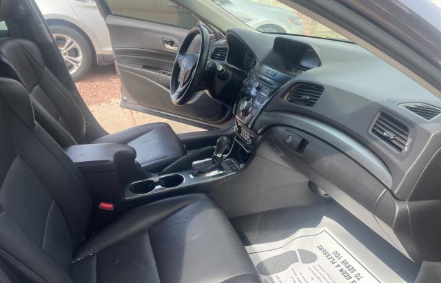 19VDE1F33FE001114 Acura ILX 20