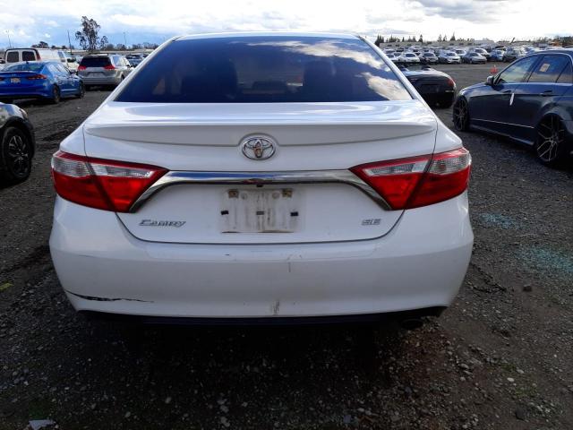 4T1BF1FK5FU068264 Toyota CAMRY LE