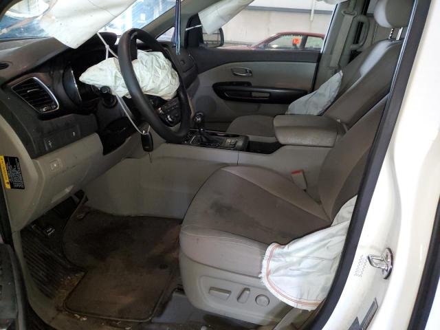 KNDMB5C11H6230880 KIA SEDONA LX