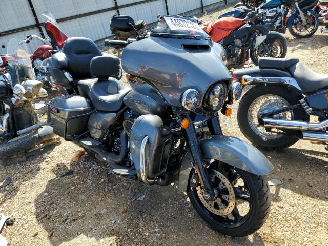 Salvage motorcycles for sale at Bridgeton, MO auction: 2021 Harley-Davidson Flhtk