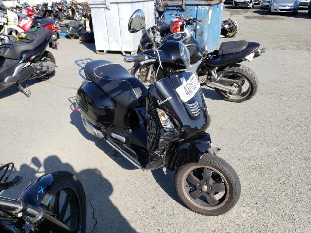 Salvage cars for sale from Copart Martinez, CA: 2015 Vespa GTS 300 Super
