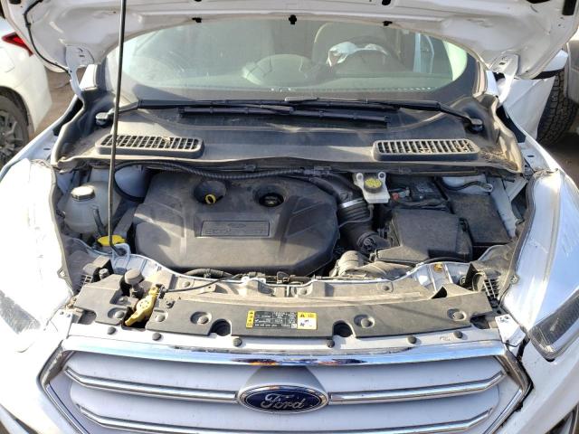1FMCU0G98JUC89320 Ford ESCAPE SE