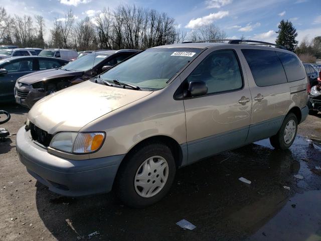 2002 Toyota Sienna LE