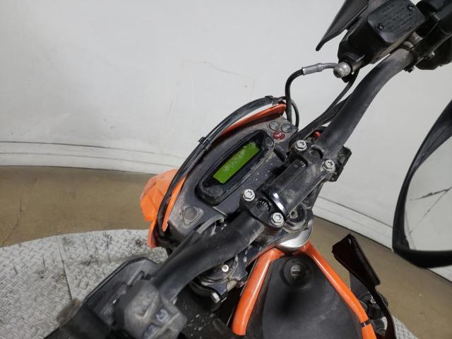 2021 KTM 690 SMC R VBKLSV40XMM709112