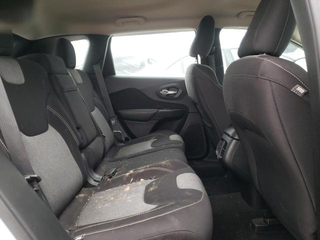 1C4PJMAB7FW618800 Jeep Cherokee Sport