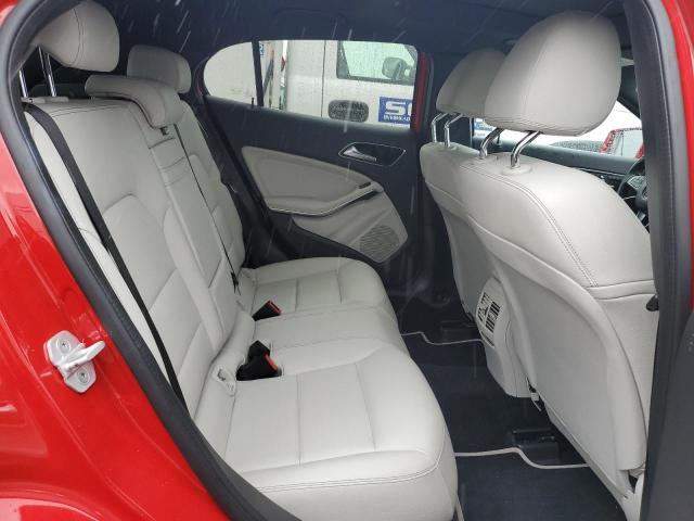 2018 MERCEDES-BENZ GLA 250 - WDCTG4EB1JJ394947