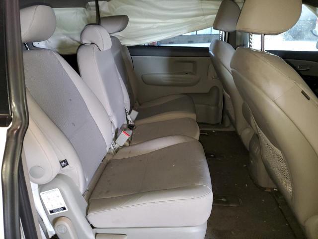 KNDMB5C11H6230880 KIA SEDONA LX