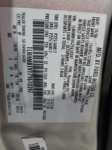 1LNHM81V17Y610397 Lincoln Town Car Signature