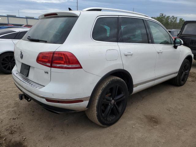 2017 VOLKSWAGEN TOUAREG WO - WVGRF7BP2HD002048