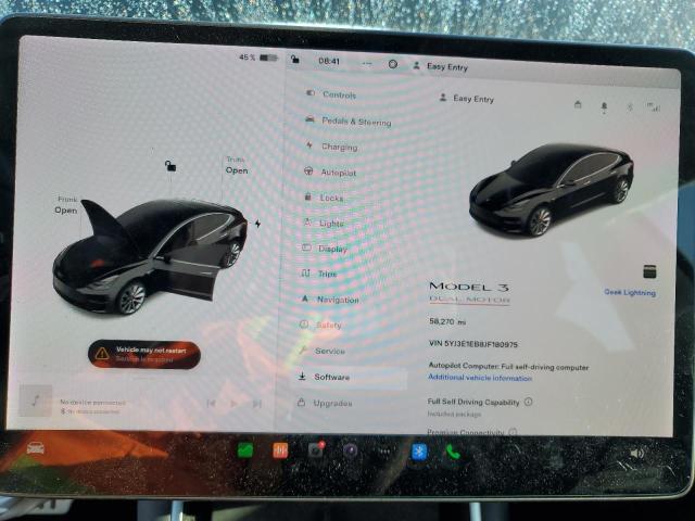 5YJ3E1EB8JF180975 Tesla MODEL 3