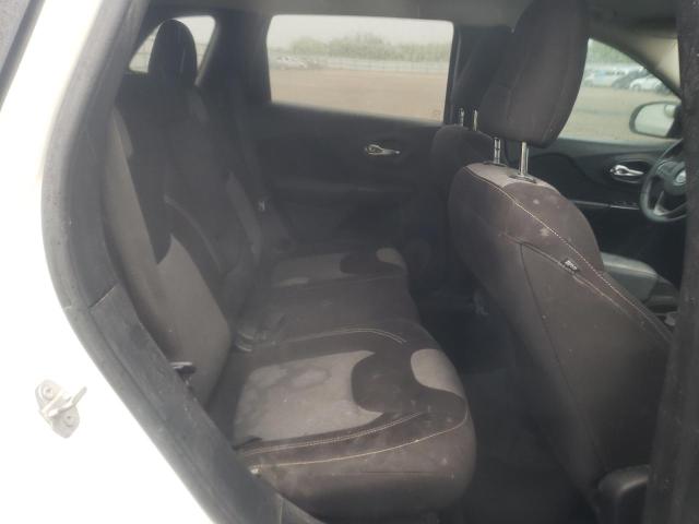 1C4PJLAB5GW315400 Jeep Cherokee Sport