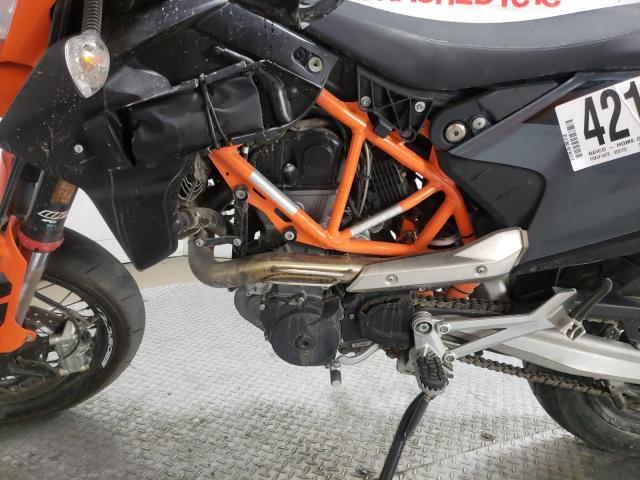 2021 KTM 690 SMC R VBKLSV40XMM709112