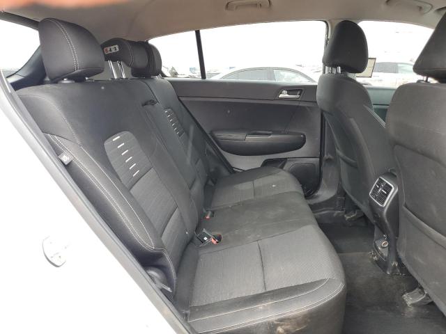 KNDPMCAC0J7348239 KIA Sportage Lx