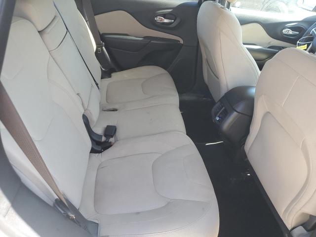 1C4PJLCS1GW136252 Jeep Cherokee Latitude
