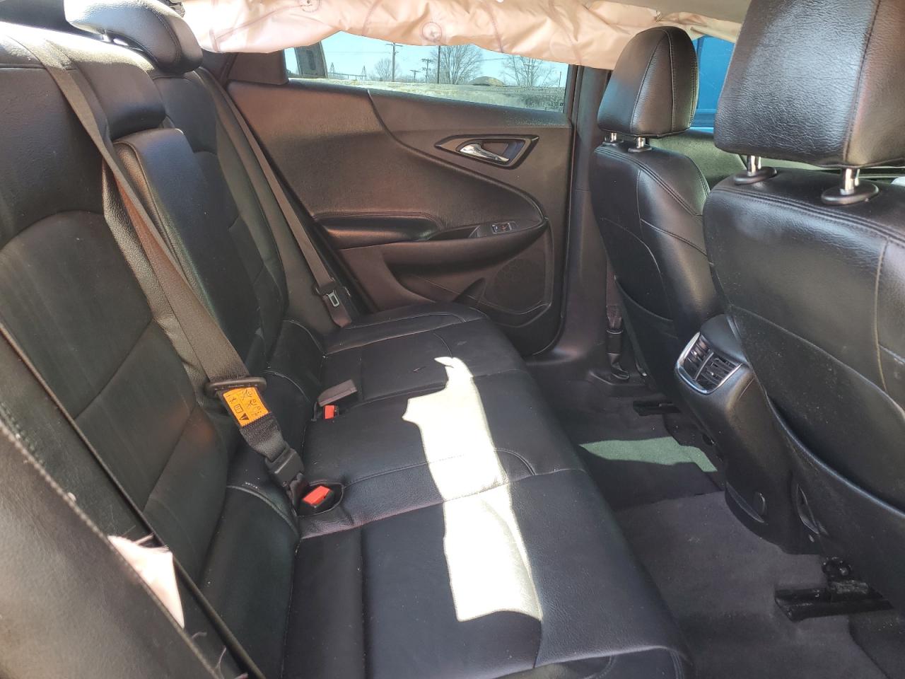 1G1ZD5ST0JF164937 CHEVROLET MALIBU 2018
