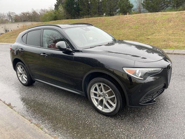 2021 Alfa Romeo Stelvio Sport