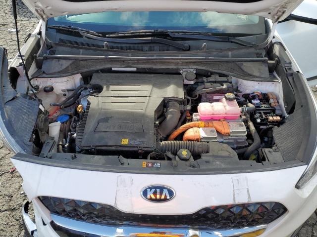 KNDCB3LC0M5485604 KIA NIRO LX