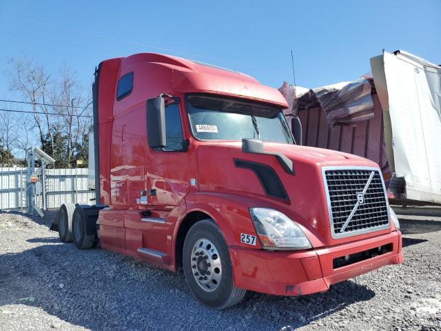 Salvage cars for sale from Copart Lebanon, TN: 2013 Volvo VN VNL