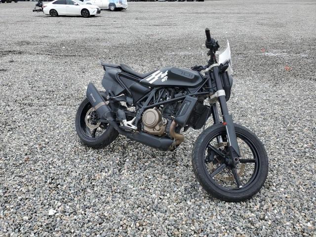 VBKUBV404KM756914 2019 Husqvarna Svartpilen 701 on Copart