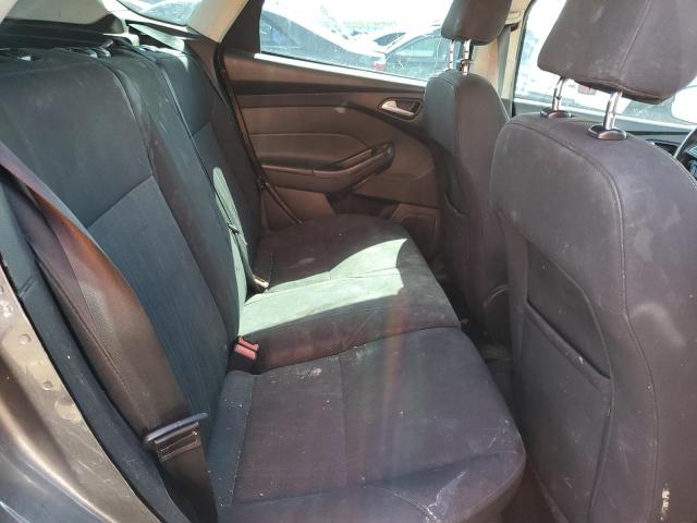 1FADP3K24GL284695 Ford FOCUS SE