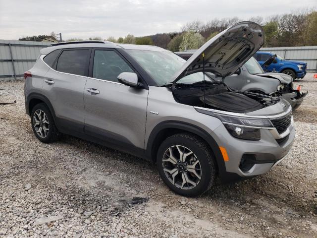 KNDERCAA2M7222217 KIA SELTOS EX