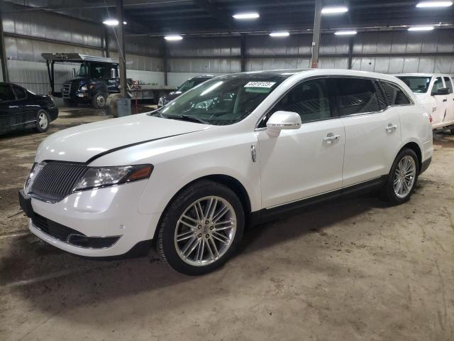 2014 Lincoln MKT 