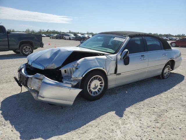 2001 Lincoln Town Car Cartier