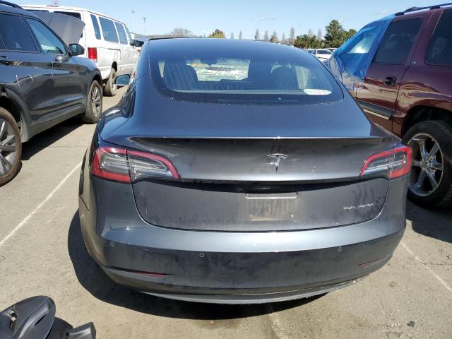 5YJ3E1EB0JF128790 Tesla MODEL 3