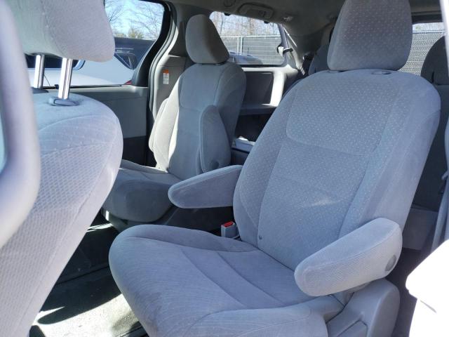 2019 TOYOTA SIENNA LE - 5TDJZ3DC2KS218683