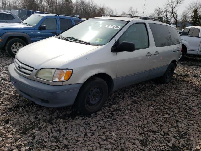 2002 Toyota Sienna CE