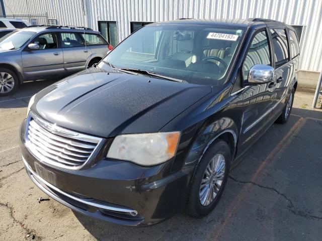 2013 Chrysler Town & Country Touring-L