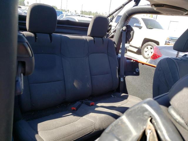 1C4GJXAG4JW276132 Jeep Wrangler Sport