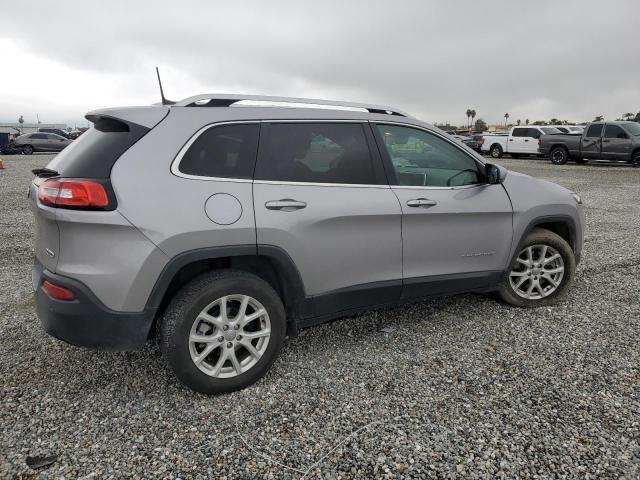 1C4PJLLB4JD556879 Jeep Cherokee Latitude Plus