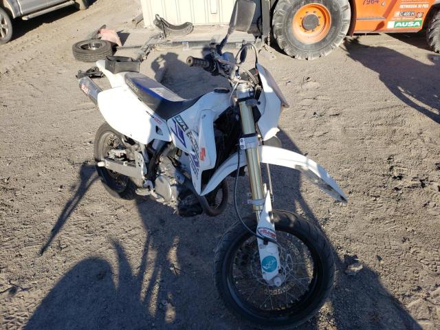 2020 SUZUKI DR-Z400 SM - JS1SK44A4L7101559