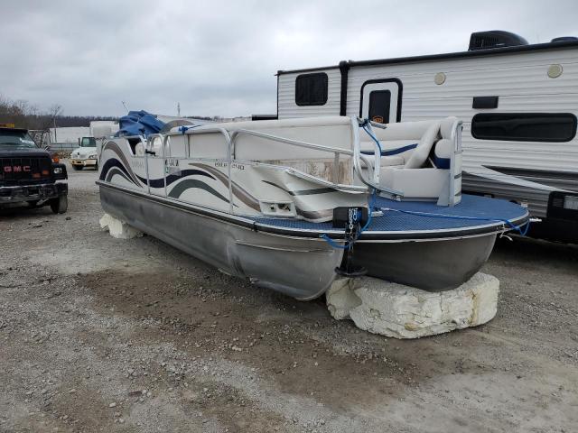 Salvage boats for sale at Tulsa, OK auction: 2004 Boat Pontoon