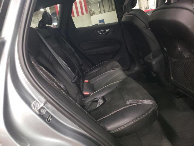 2018 VOLVO XC60 T6 R- LYVA22RM2JB083287