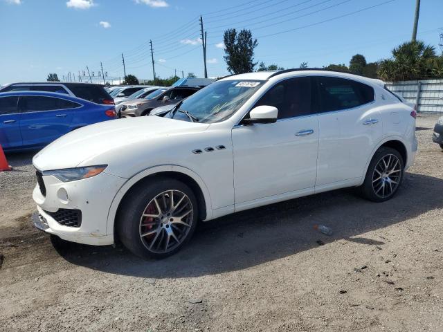 2017 Maserati Levante 