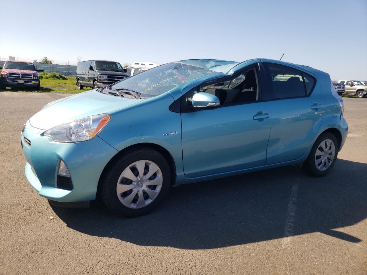 Toyota Prius c 2014