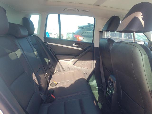 2017 VOLKSWAGEN TIGUAN COM - WVGMV7AX3HK005681