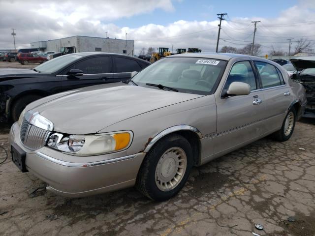 2000 Lincoln Town Car Executive