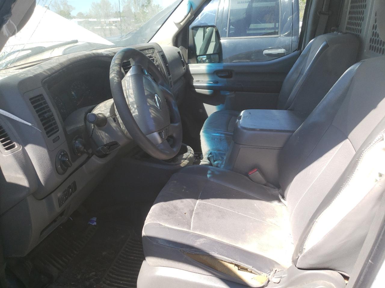 1N6BF0LY5HN802595 NISSAN NV 2017