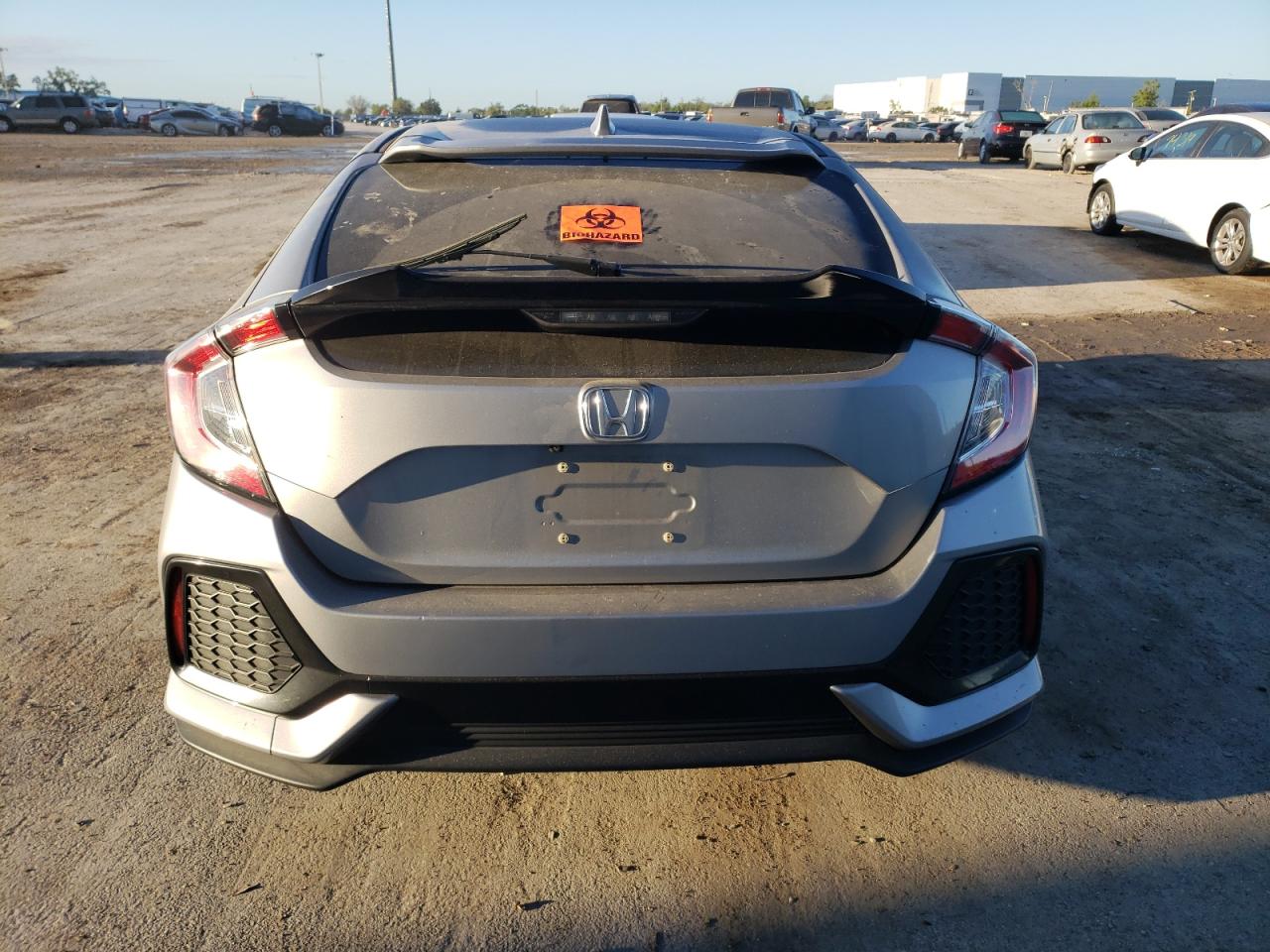 SHHFK7H5XJU400825 2018 Honda Civic Ex