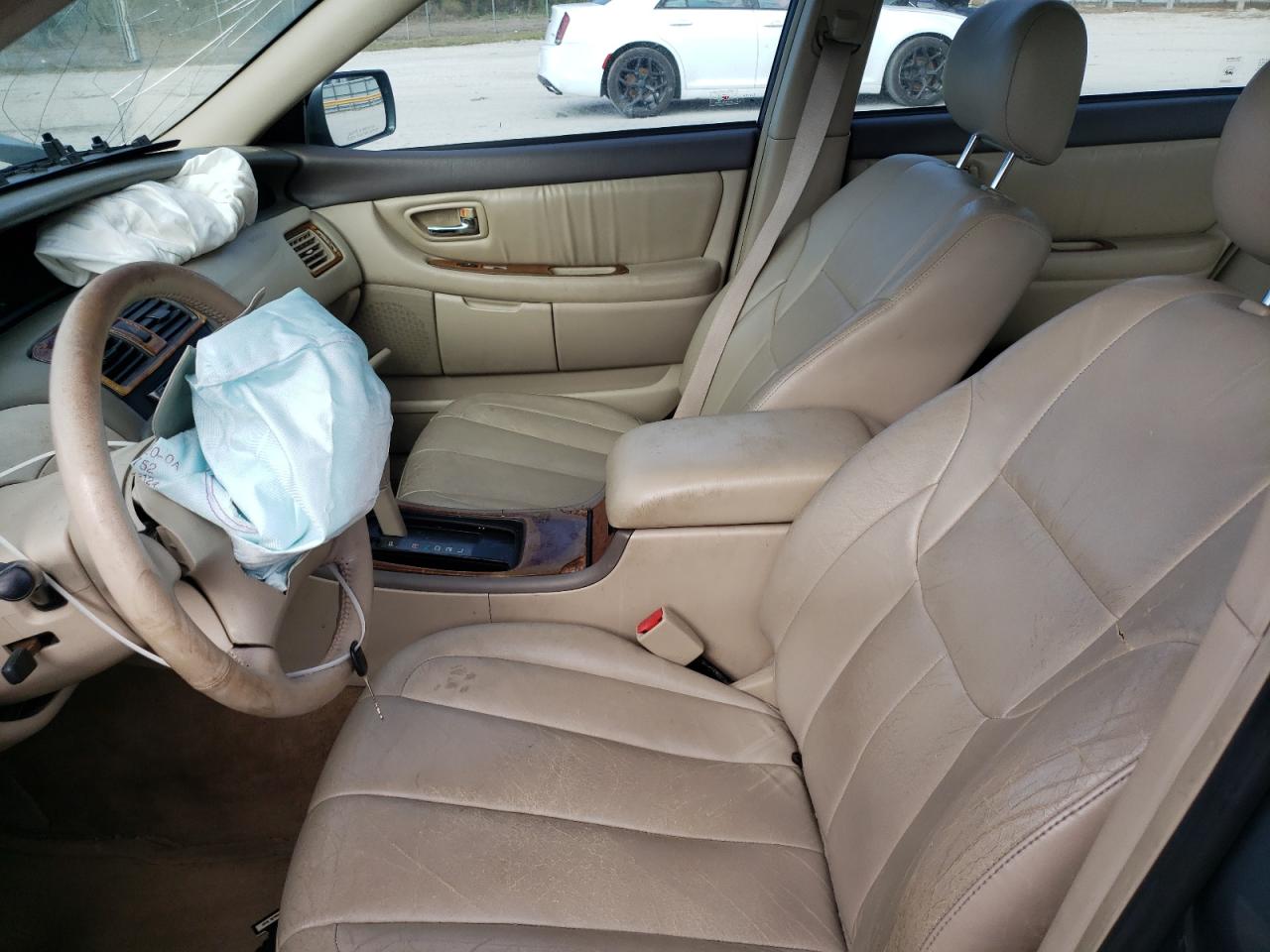 2000 Toyota Avalon - Image 7
