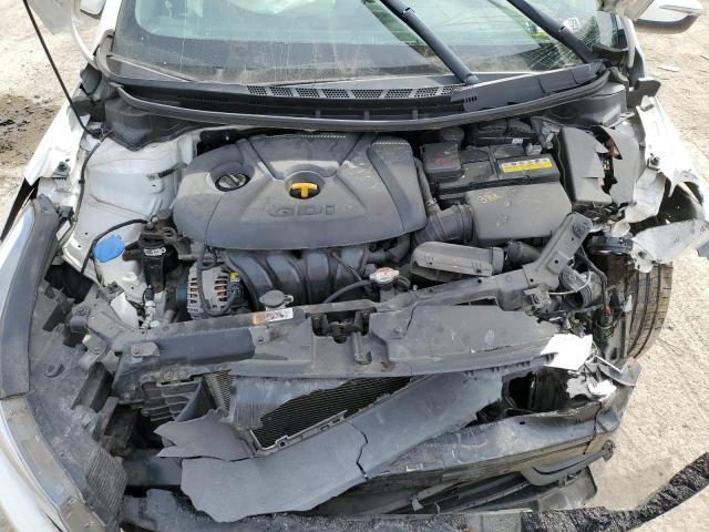 KNAFK5A84H5673150 KIA Forte