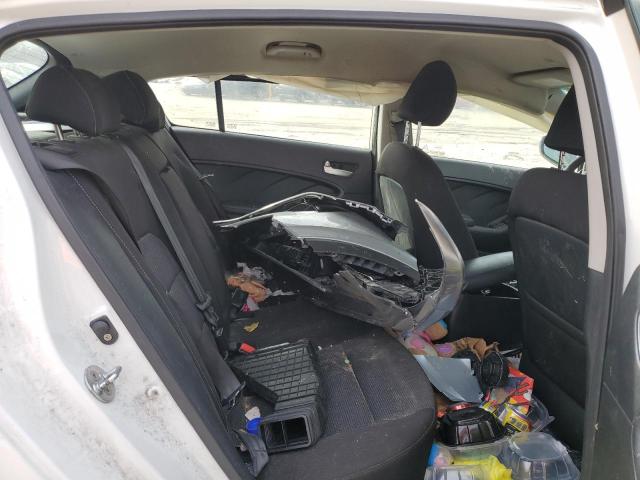 KNAFK5A84H5673150 KIA Forte