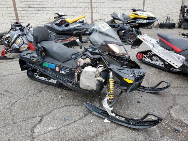 Salvage cars for sale from Copart Woodhaven, MI: 2010 Skidoo Renegade