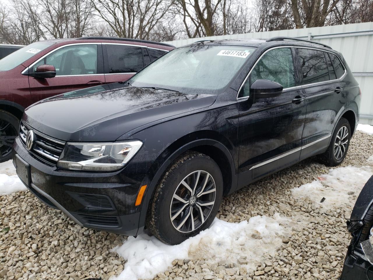 3VV2B7AX4JM217851 VOLKSWAGEN TIGUAN SE 2018