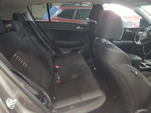 KNDPMCAC7J7472041 KIA Sportage Lx