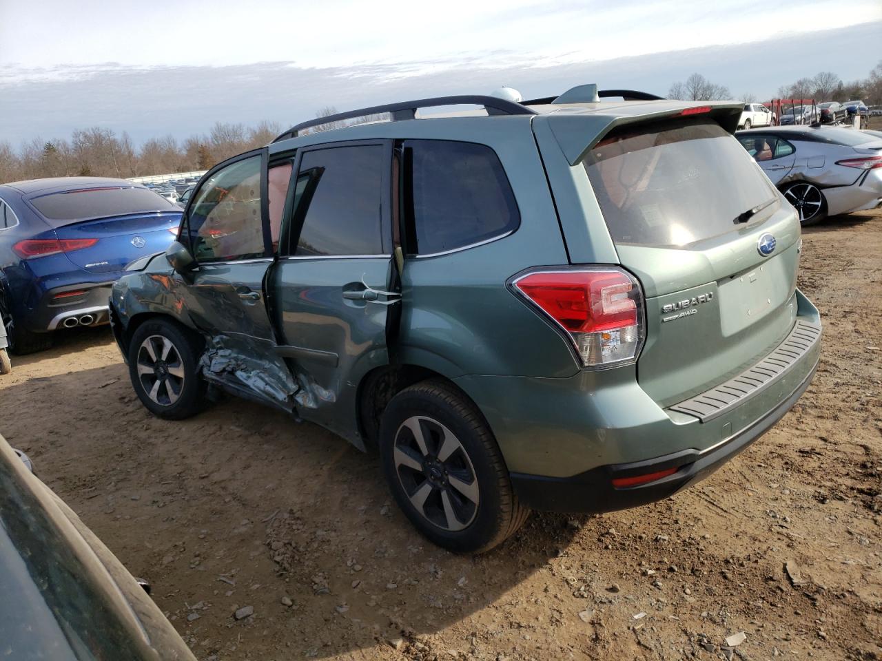 2017 Subaru Forester 2.5I Limited VIN: JF2SJAJC2HH523427 Lot: 60891433