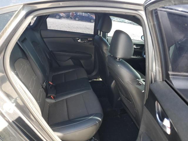 3KPF34AD1LE261529 KIA Forte Gt Line